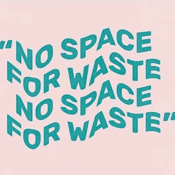 ♻️Buy Second Hand!♻️ - Picture 1 of 1